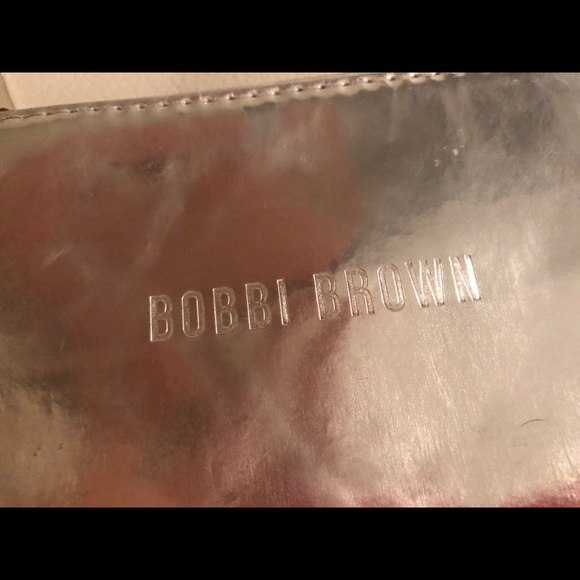 Bobbi Brown Wristlet/Clutch. - Picture 7 of 12